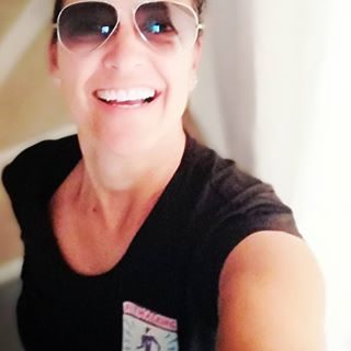 Un passo alla volta si torna alla normalità.
I corsi di Cammino sono iniziati.
Chiedimi se sono felice.
#walkingaround #walkingstreet #walkingthecity #fitnessover50 #strongwomen #powerwalking #camminarefabene